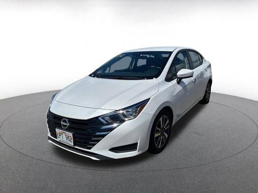 2023 Nissan Versa 1.6 SV