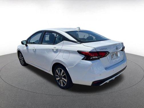 2023 Nissan Versa 1.6 SV