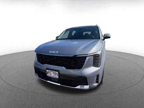 Everlasting Silver 2024 Kia Sorento S