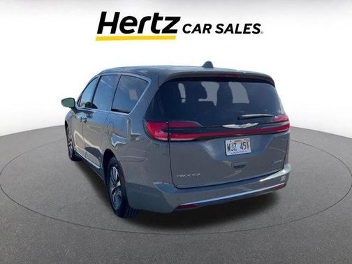 2022 Chrysler Pacifica Hybrid Limited
