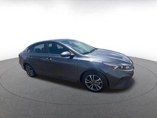 Gravity Gray 2024 Kia Forte LXS