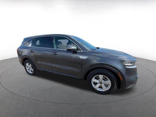 Gravity Grey 2023 Kia Sorento LX