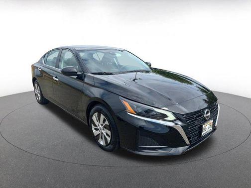 2023 Nissan Altima S FWD
