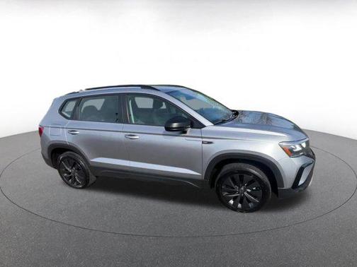 Pyrite Silver Metallic 2024 Volkswagen Taos 1.5T S