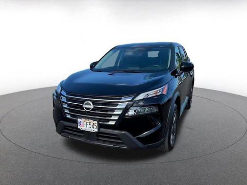 Super Black 2025 Nissan Rogue SV