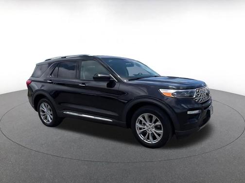 Agate Black Metallic 2024 Ford Explorer Limited