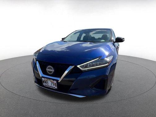 2023 Nissan Maxima SV