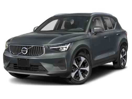 Crystal White Metallic 2024 Volvo XC40 CORE