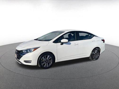 2023 Nissan Versa 1.6 SV