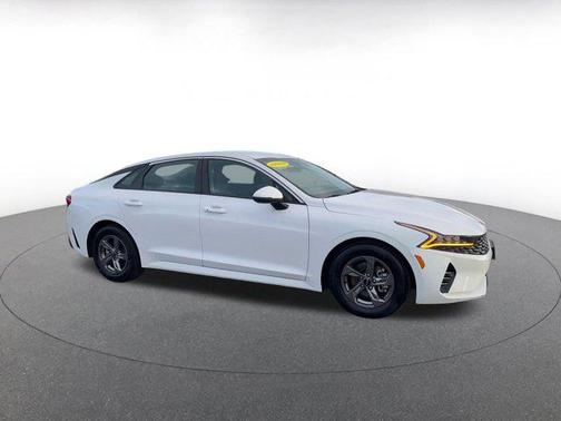 2023 Kia K5 LXS