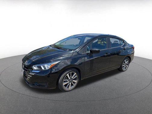 2023 Nissan Versa 1.6 SV