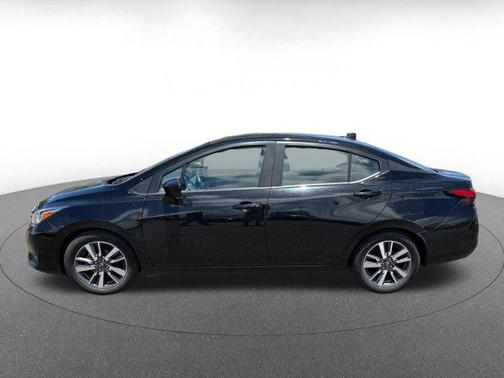 2023 Nissan Versa 1.6 SV