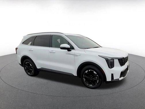 Glacial White Pearl 2024 Kia Sorento S
