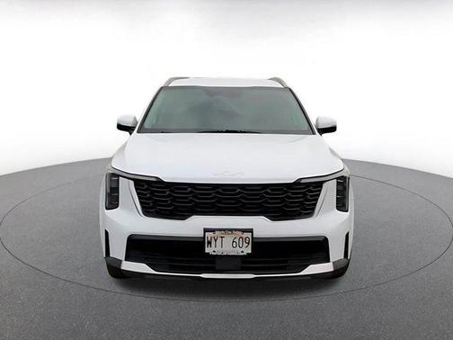Glacial White Pearl 2024 Kia Sorento S