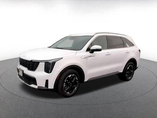 Glacial White Pearl 2024 Kia Sorento S