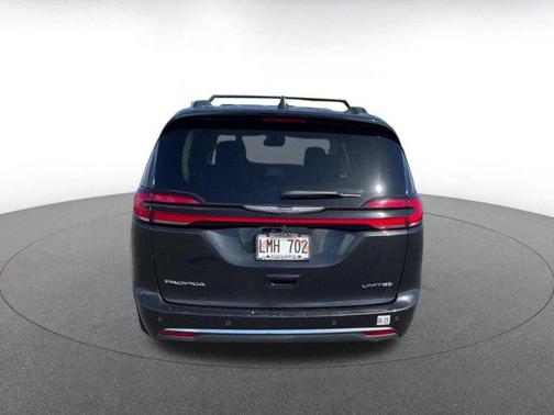 2022 Chrysler Pacifica Limited