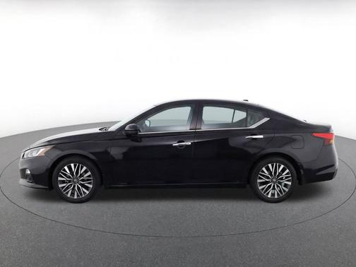 Super Black 2024 Nissan Altima 2.5 SV