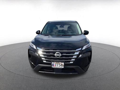 Super Black 2025 Nissan Rogue SV