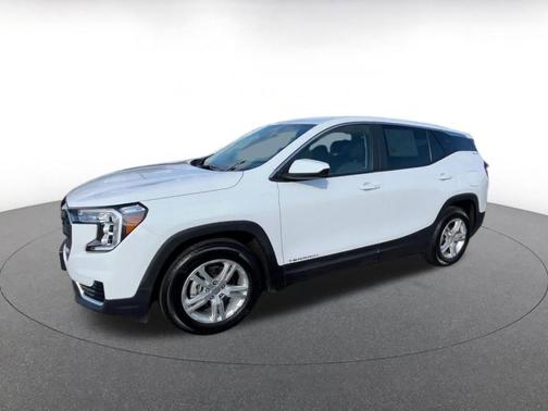 Summit White 2024 GMC Terrain SLE