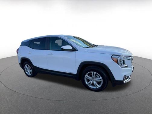 Summit White 2024 GMC Terrain SLE
