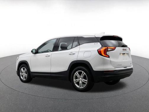 Summit White 2024 GMC Terrain SLE