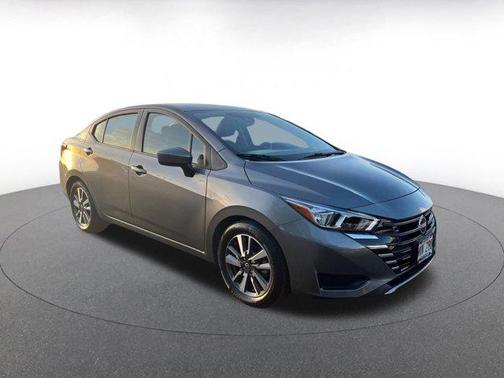 2023 Nissan Versa 1.6 SV