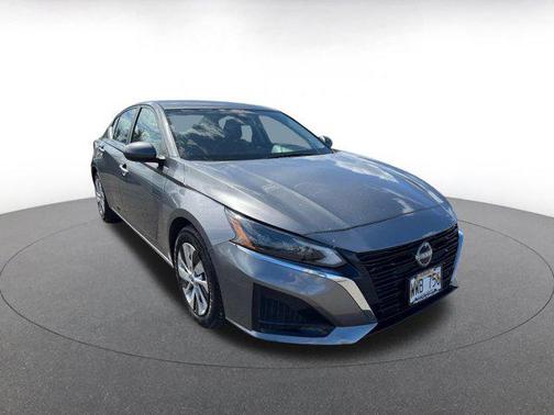 Gun Metallic 2023 Nissan Altima S FWD
