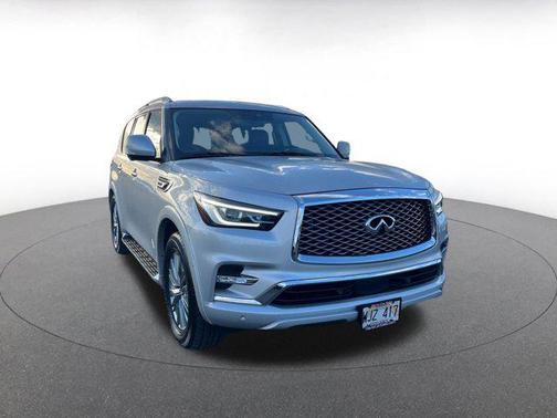 2022 INFINITI QX80 Luxe
