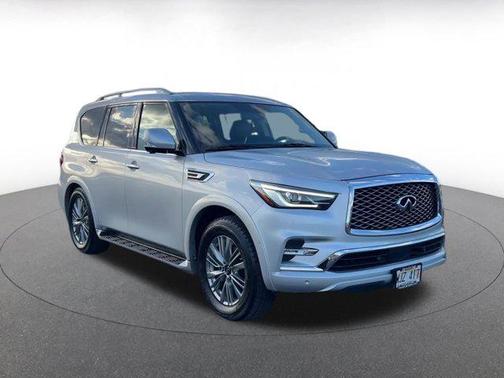 2022 INFINITI QX80 Luxe
