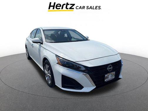 Glacier White 2023 Nissan Altima S FWD