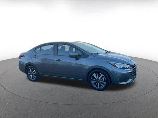 2023 Nissan Versa 1.6 SV