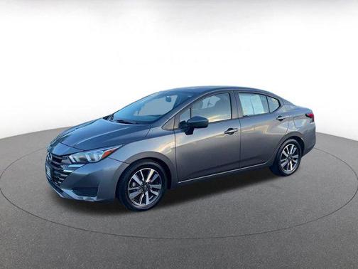 2023 Nissan Versa 1.6 SV