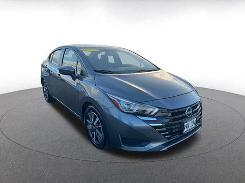 2023 Nissan Versa 1.6 SV