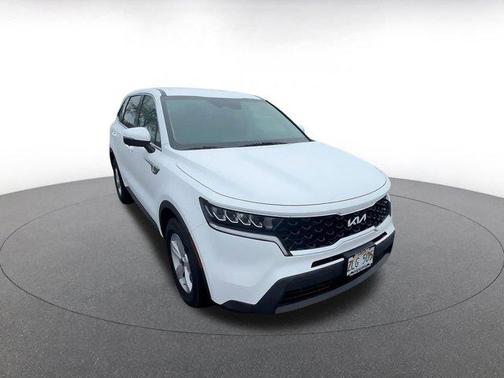 2023 Kia Sorento LX