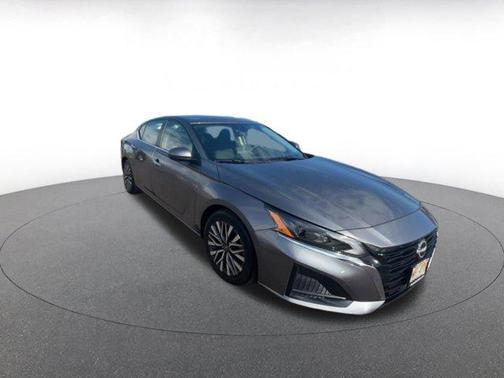 Gun Metallic 2023 Nissan Altima 2.5 SV