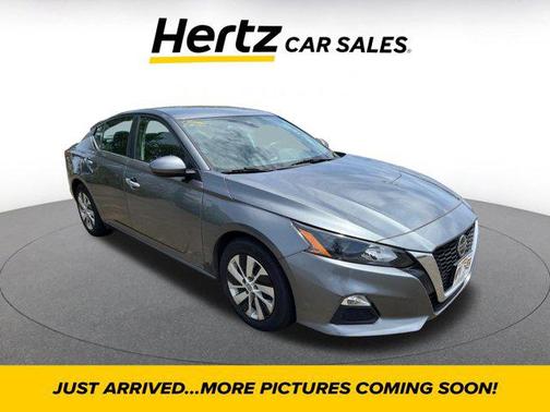2022 Nissan Altima S FWD