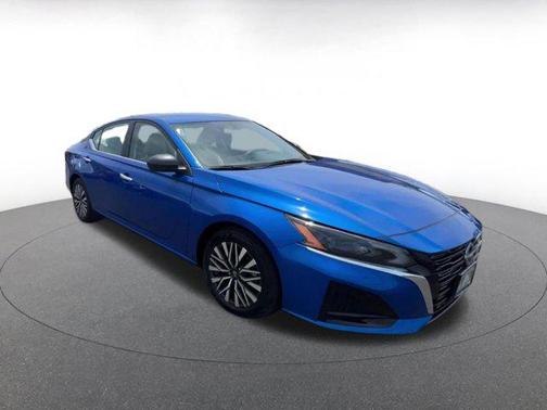 Bluestone Pearl 2025 Nissan Altima SV FWD