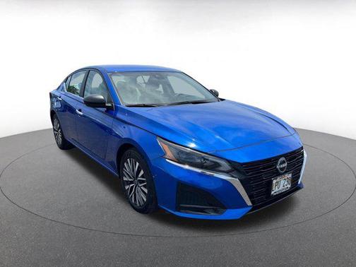 Bluestone Pearl 2025 Nissan Altima SV FWD