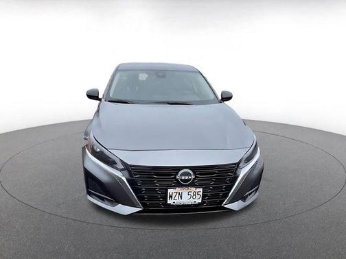 Gun Metallic 2024 Nissan Altima 2.5 SV