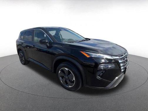 Super Black 2025 Nissan Rogue SV