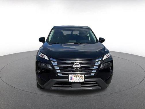Super Black 2025 Nissan Rogue SV