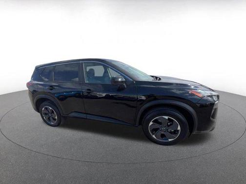 Super Black 2025 Nissan Rogue SV