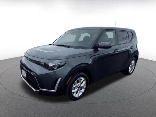 Gravity Gray 2025 Kia Soul LX