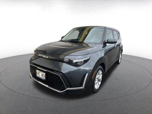 Gravity Gray 2025 Kia Soul LX