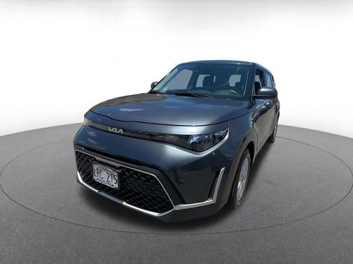 Gravity Gray 2025 Kia Soul LX