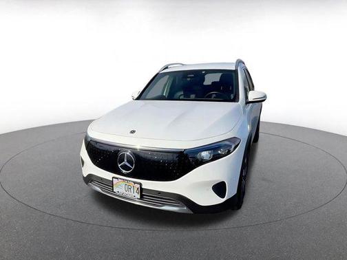 White 2024 Mercedes-Benz EQB 250 Base