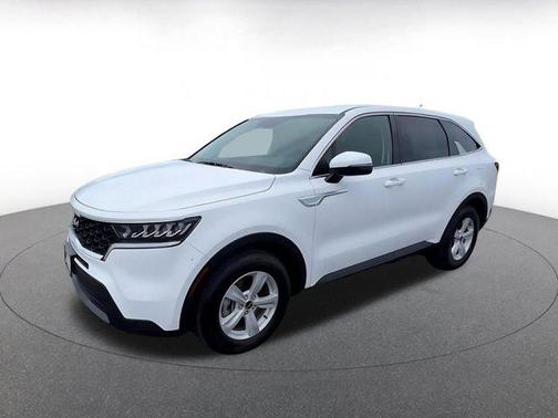 Glacial White Pearl 2023 Kia Sorento LX