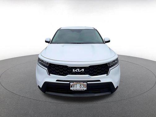 Glacial White Pearl 2023 Kia Sorento LX