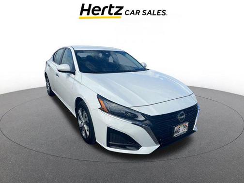 Glacier White 2023 Nissan Altima S FWD