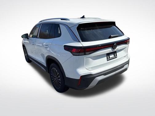 Pure White 2025 Volkswagen Tiguan 2.0T S